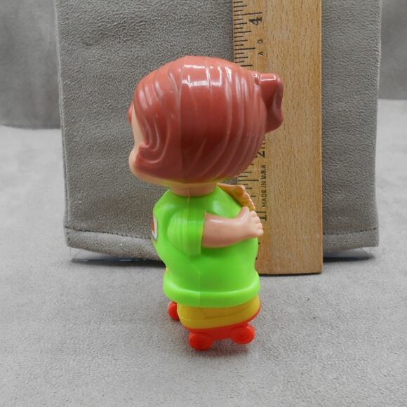 Vintage 1979 TOMY Kid-A-Longs Kids Baby Girl on Roller Skates Wind-up WORKs - Picture 4 of 7